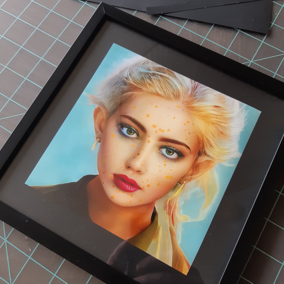 When one of your NFT owners decides to print his Remastered, higher-res NFT - priceless! This is why we love to create our artworks 💛

#NFTartist #nftart #sciencefiction