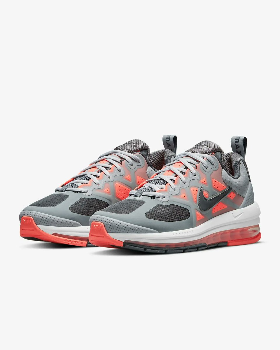 KicksFinder tweet media