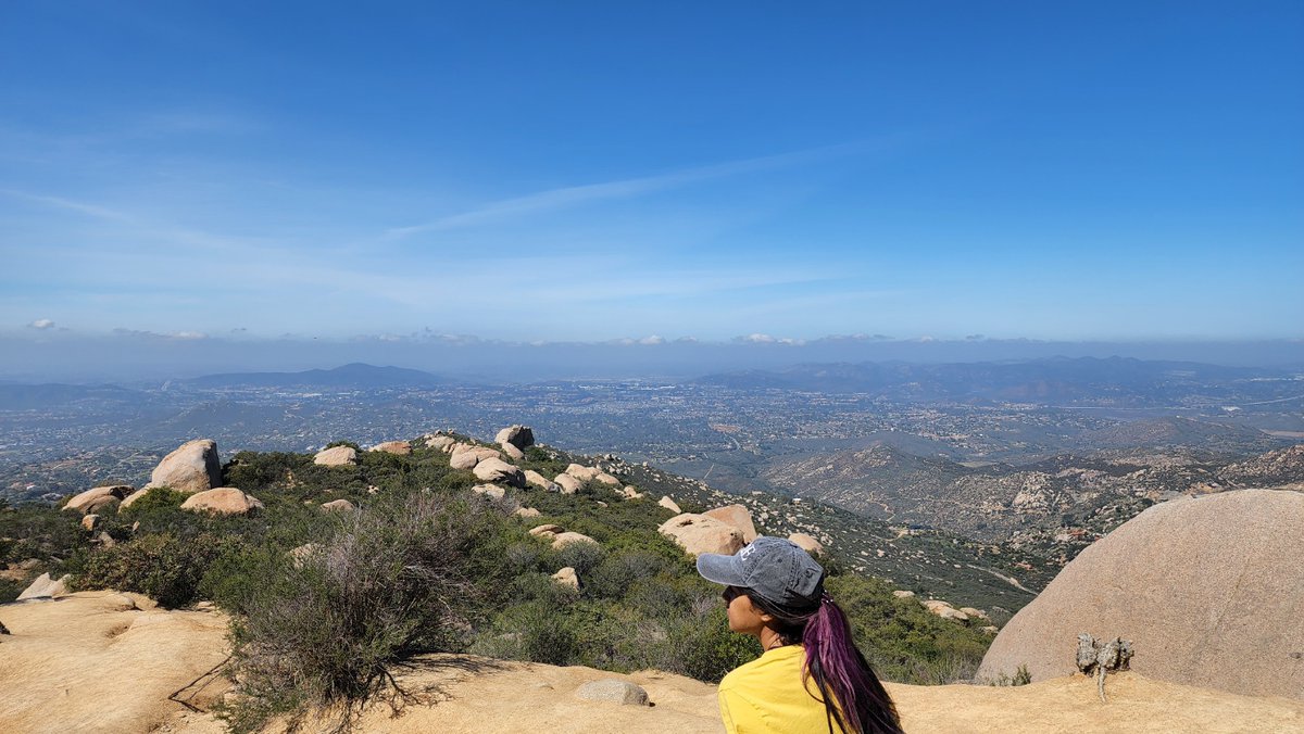 MyTechMusings's tweet photo. Hiked #MtWoodson #potatochip yesterday.. excellent #SanDiego weather..
Great #danamic range of #s22ultra front/selfie camera at display..
@SamsungMobileUS #GalaxyS22Ultra #GalaxyS22Series
#Powaylake https://t.co/Pk9TdhDNFL