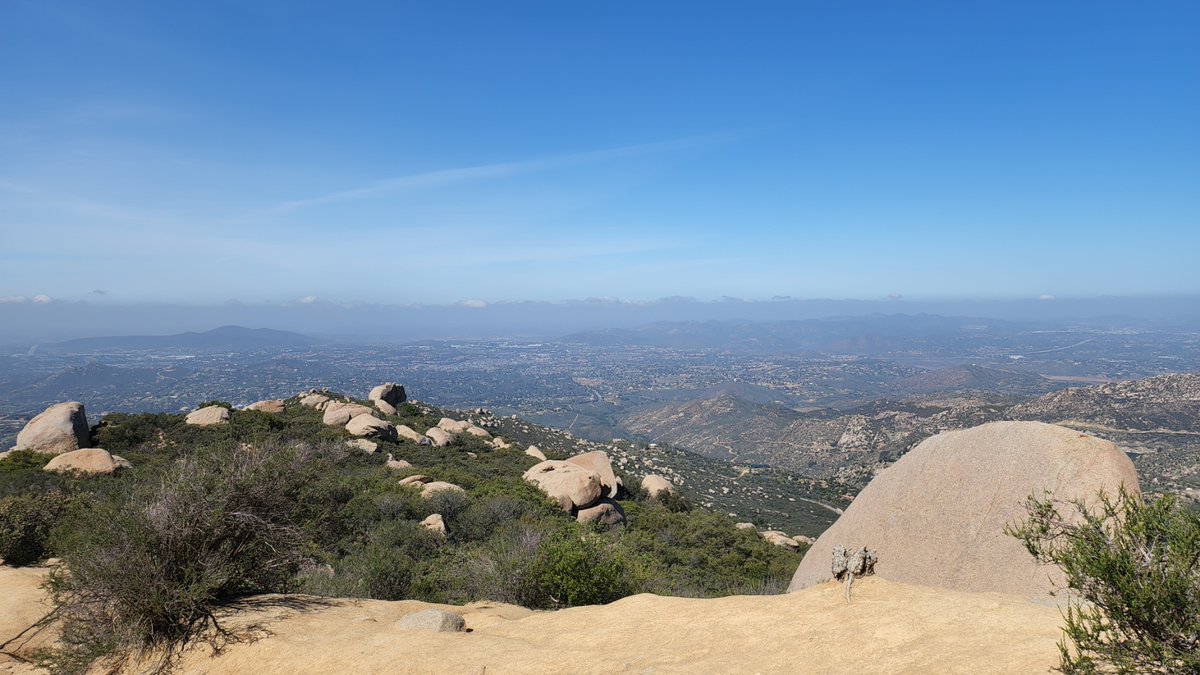 MyTechMusings's tweet photo. Hiked #MtWoodson #potatochip yesterday.. excellent #SanDiego weather..
Great #danamic range of #s22ultra front/selfie camera at display..
@SamsungMobileUS #GalaxyS22Ultra #GalaxyS22Series
#Powaylake https://t.co/Pk9TdhDNFL