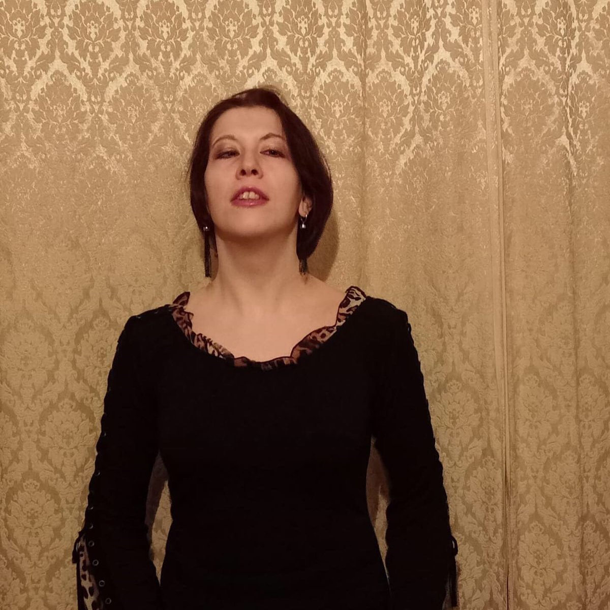 olya144's tweet photo. В Новый год - с Новым имиджем💃👌🥂Полет нормальный - погнали дальше!🙏👌🤗😘🥰 https://t.co/tUiQe5SdkP