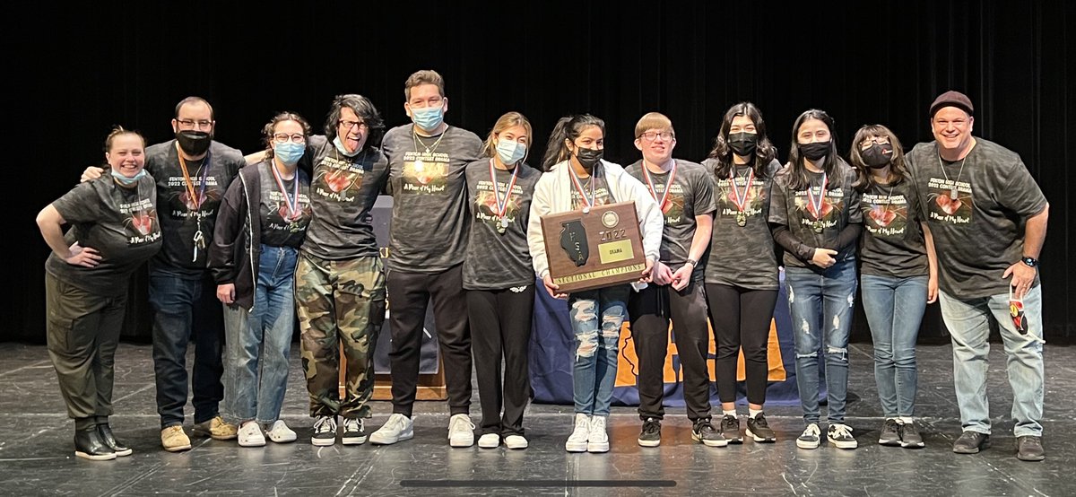 Mitch1970Mm's tweet photo. So proud of these students! Fenton advances to state by winning Sectionals in drama. Fenton’s Group Interpretation also advanced by placing 2nd. https://t.co/HthaalQ9Jd