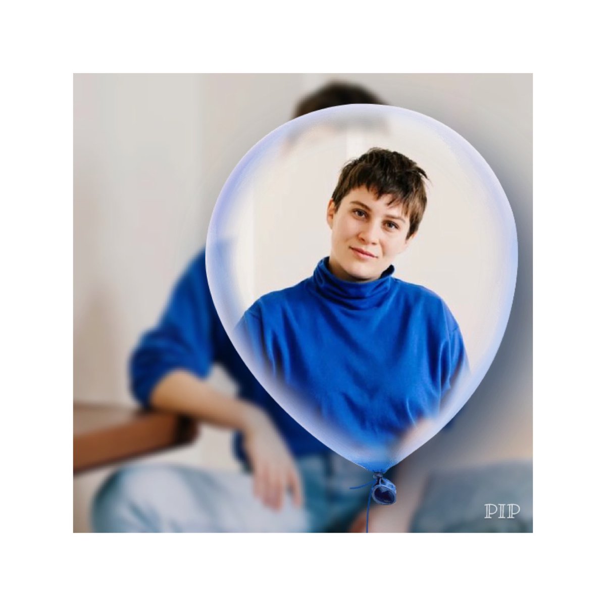 L'opération #marsaufeminin est l'occasion de mettre des plumes féminines sous les projecteurs.
J’ai découvert celle de Anne-Fleur MURTON dans la #selection2022 du bal des <a href="/68premieresfois/">68 premières fois</a>, avec un #premierroman, "Les nuits bleues" aux <a href="/EdLObservatoire/">Éditions de l'Observatoire</a> 💙 
tlivrestarts.over-blog.com/2022/03/mars-a…