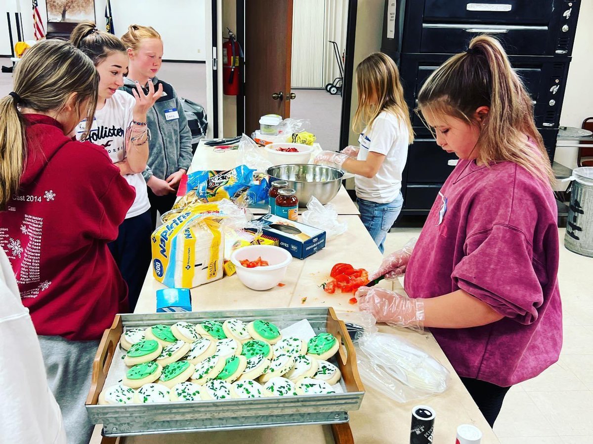 FCCLA member, Ella, volunteered at the Sumner Co. K-State Research &amp; Extension babysitting clinic! Thank you for giving back to your community and growing your leadership skills.👏🏼 #Leadership #Volunteer