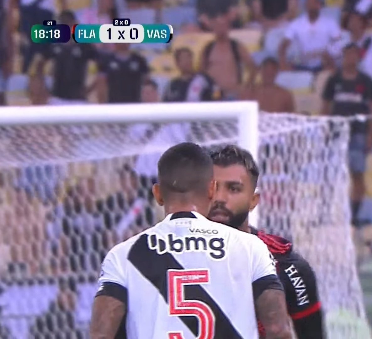 NewsAlmirantee's tweet photo. Jogar no Vasco é isso, nunca baixar a cabeça, entrar sem medo, jogar com raça até o último minuto. https://t.co/zAZjUOh1Nb