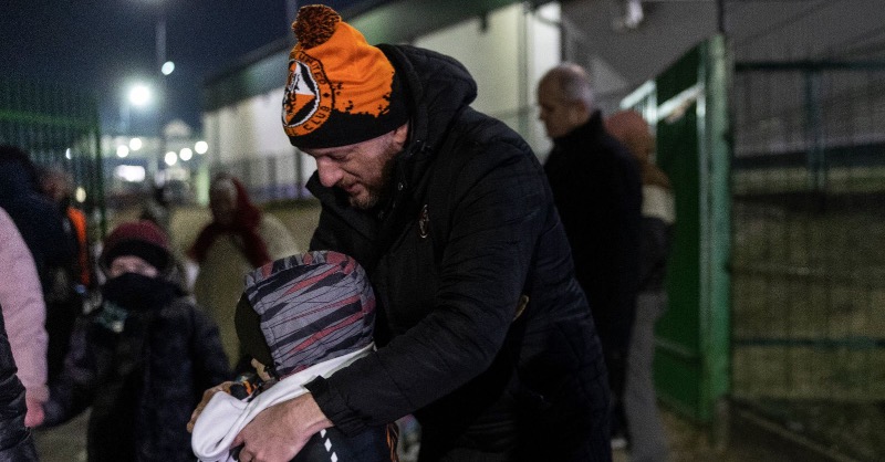 dundeeunitedfc's tweet photo. Dundee United FC have thrown their support behind a member of staff’s amazing efforts to raise awareness and funds for the plight of Ukrainian refugees - as they try to secure safe passage into Poland.

Read about Ricardo's journey into Ukraine here 👇
