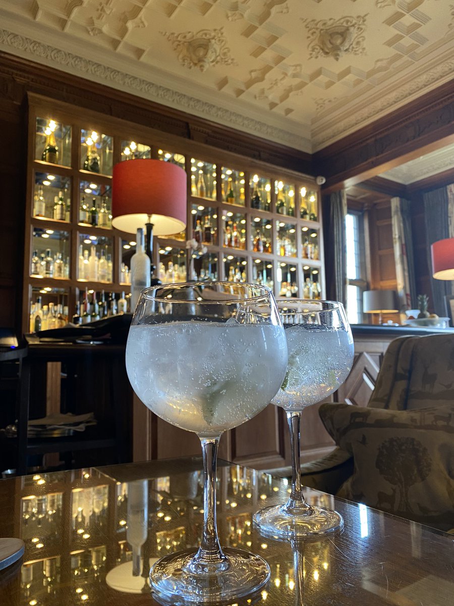 Enjoying a delicious Happy Birthday <a href="/papillongin/">Papillon Gin</a> at the very stunning Bovey Castle Hotel ❤️<a href="/MatthewRowbury/">Matthew Rowbury</a>