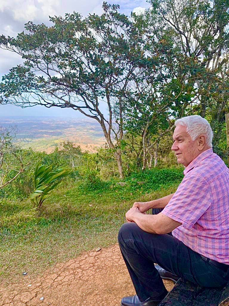 Bendecida tarde de Domingo tengan todos