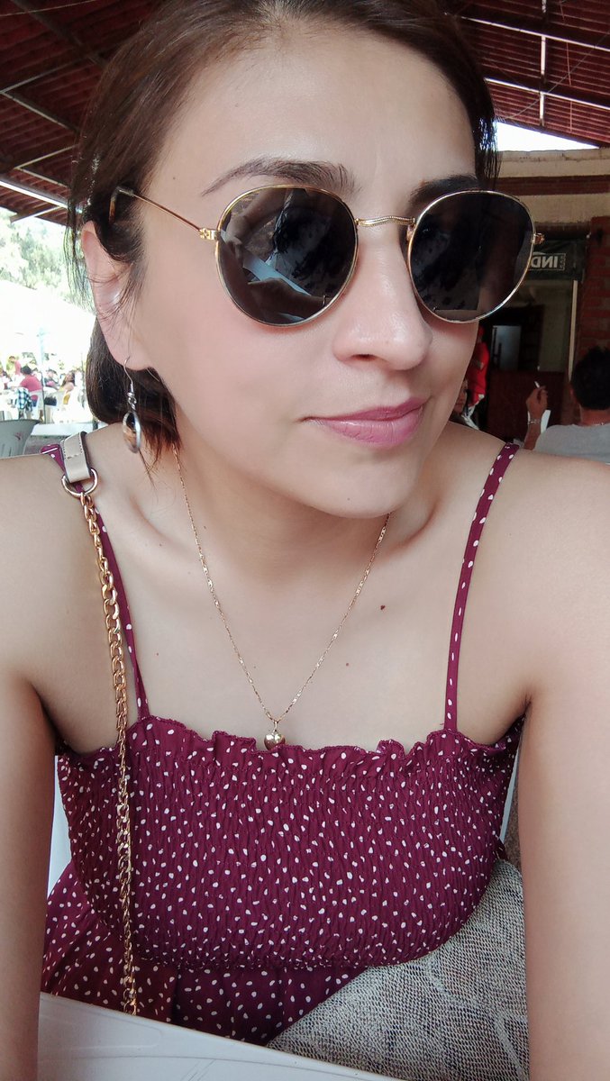 MVZNaye's tweet photo. Y ahora, un poema 🤤🫢 #BrindisVespertino #Pulque #Calorts https://t.co/j9xharT1dV