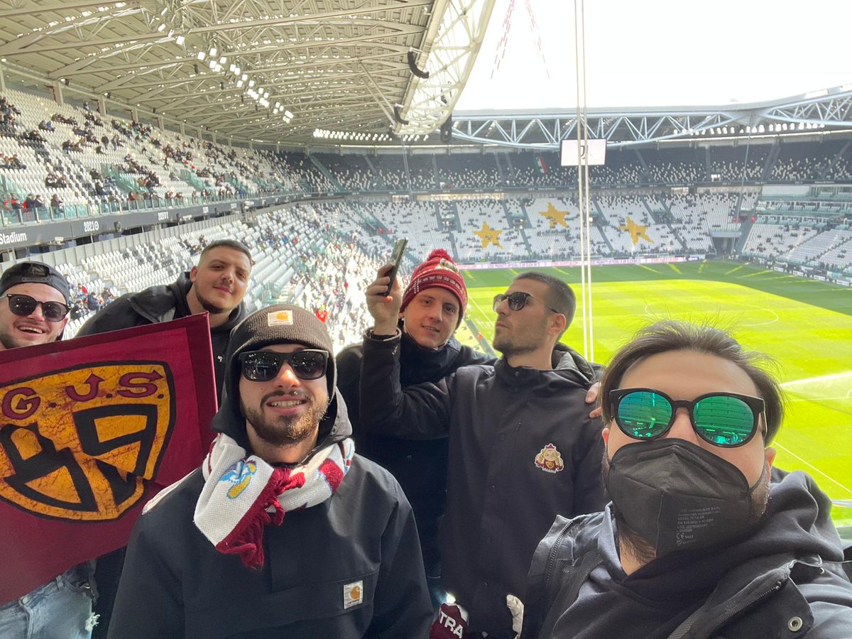 OhMyFlaco tweet media