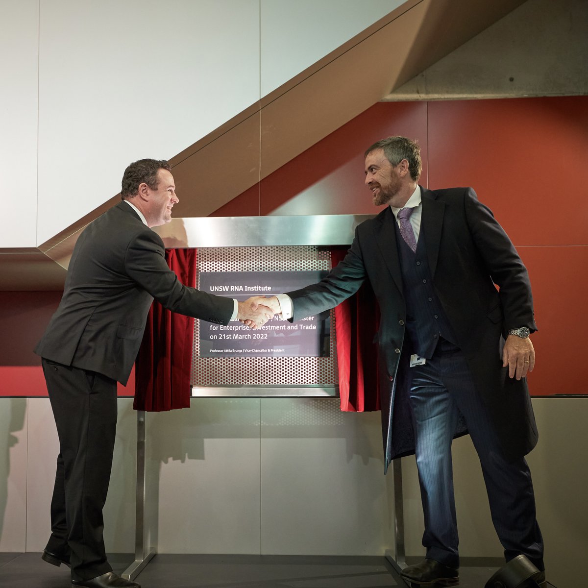 UNSW's tweet photo. Australia’s #RNA industry is here. 🧬

We're proud to officially open the @UNSWRNA Institute, which will explore the use of RNA-based therapeutics to treat #COVID19, cancer and autoimmune disorders. https://t.co/iegnJBjM09