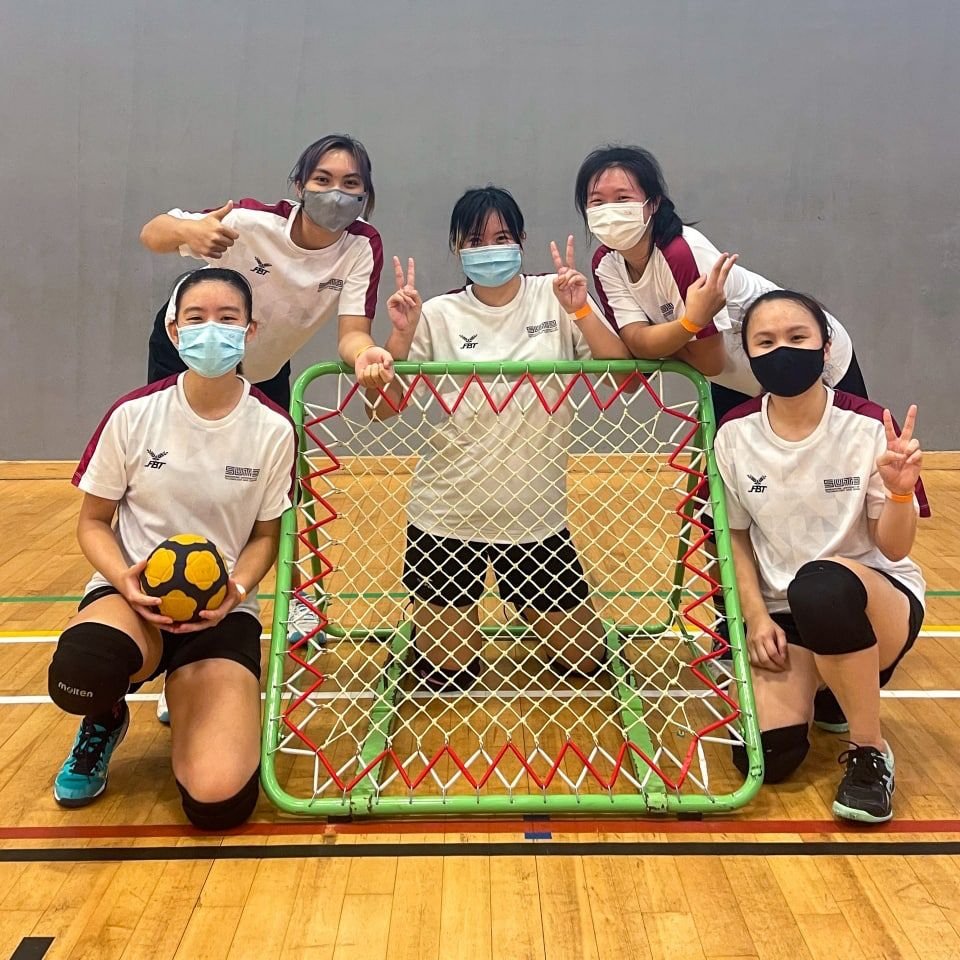sutdsg's tweet photo. Congrats to our Women’s Tchoukball team (1st pic) for clinching 1st in the Singapore University Games #SUniG, our Women's Floorball team (2nd pic) who came in 2nd, as well as our Judo team (3rd pic, 1 Gold, 2 Silver, 1 Bronze) and Archery team (4 pic, 2 Silver, 1 Bronze). https://t.co/eAkWOQ6lLm