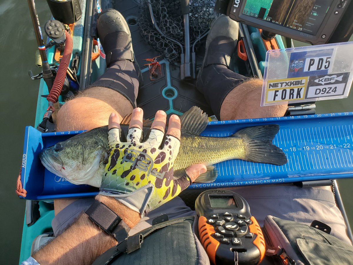 It was a good day on Lake Nacogdoches!  Red chatterbait w craw trailer. <a href="/OldTownCanoe/">Old Town Genuine Watercraft</a> <a href="/LowranceFishing/">Lowrance Fishing</a> <a href="/6thSenseLureCo/">6th Sense Fishing</a> <a href="/Josey4u/">Chris</a>