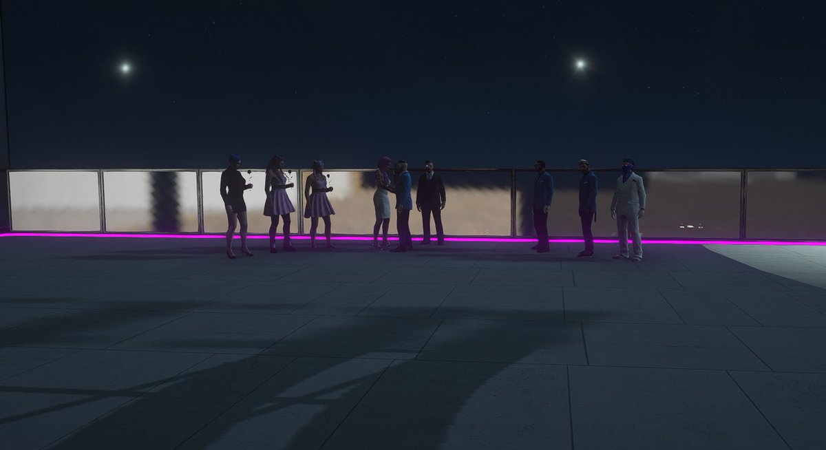 lustrious02's tweet photo. Amelia is now happily married to her husband @iamghxst Was a special night not counting the clowns who tried to kidnap her quickly got a gun to their head thanks to the crip crew. #EverlastRP #CripWedding https://t.co/PhIDjUrqV2