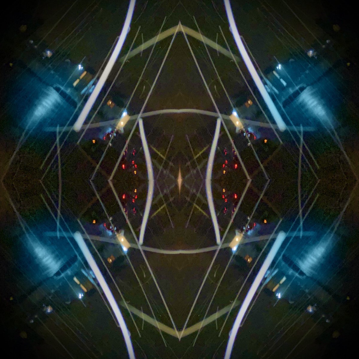 JanusProjectNFT's tweet image. Tron Disco.

(1/15s shutter speed. Rain at the corner of Broadway/59th NYC, night, street lights. Fractal algorithm.)

#NFT #FractalMultiverse #fractalart #HBARNFT #scifiart #TRON #disco #symmetry #fineartphotography #abstractart #NYC