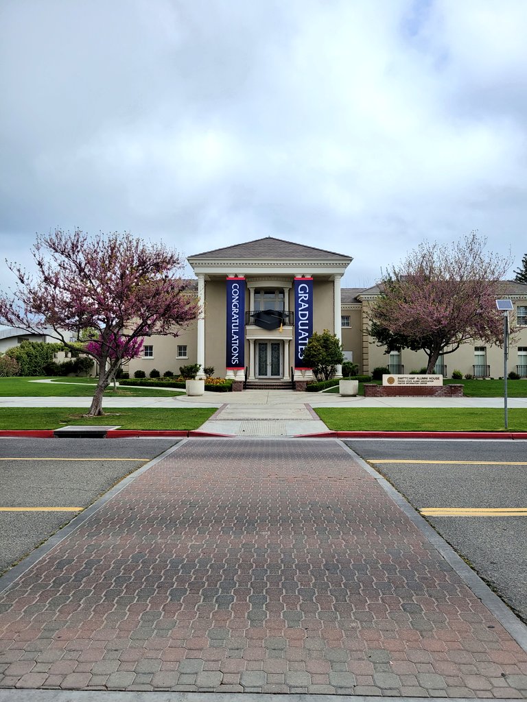 ericphangrath's tweet photo. Today, I devoted 4-hours volunteering at the @FresnoStateAlum House preparing 2,600 #GradBoxes for the 2022 Graduating Class. It is definitely a huge undertaking and I'm glad I was part of it. #godogs #bulldogborn #FresnoStateGrad @Fresno_State #prideofthevalley https://t.co/5lksngiRSg