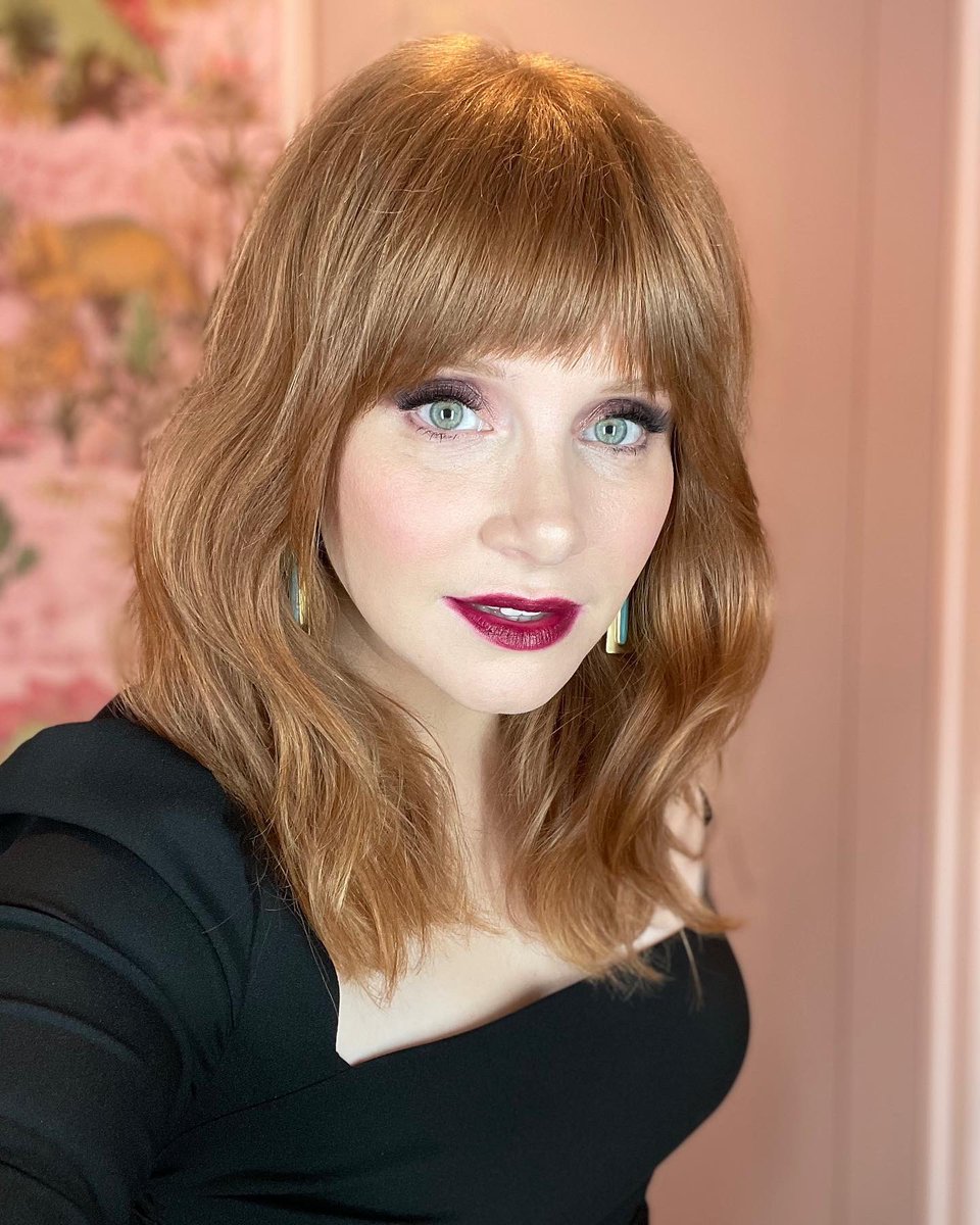 Bryce Dallas Howard on X: Last night at the PGAAwards 🤩 @producersguild  t.coSC6SqEDzRQ  X