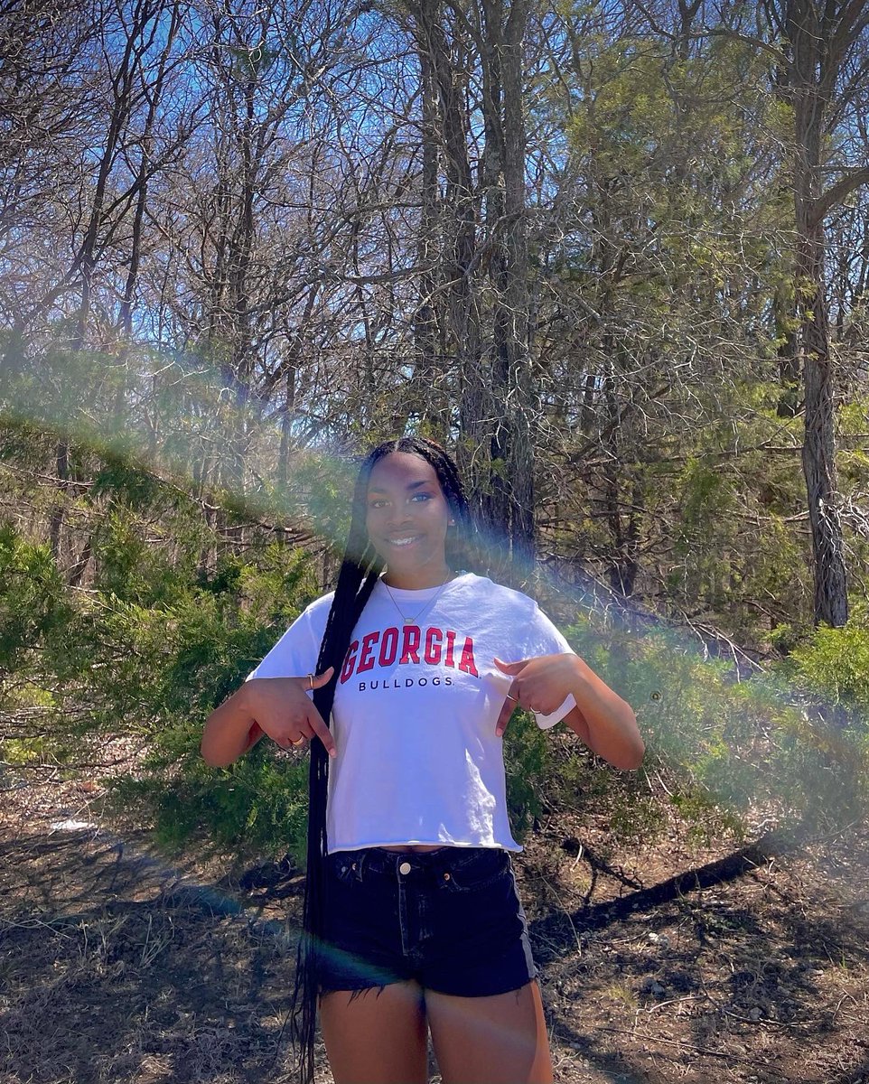 Extremely blessed and excited to announce that I will be furthering my athletic and academic career at the University of Georgia! Thank you to all of the coaches who have recruited me throughout this process. And a big thank you to my coaches, teammates, and family. #GoDawgs