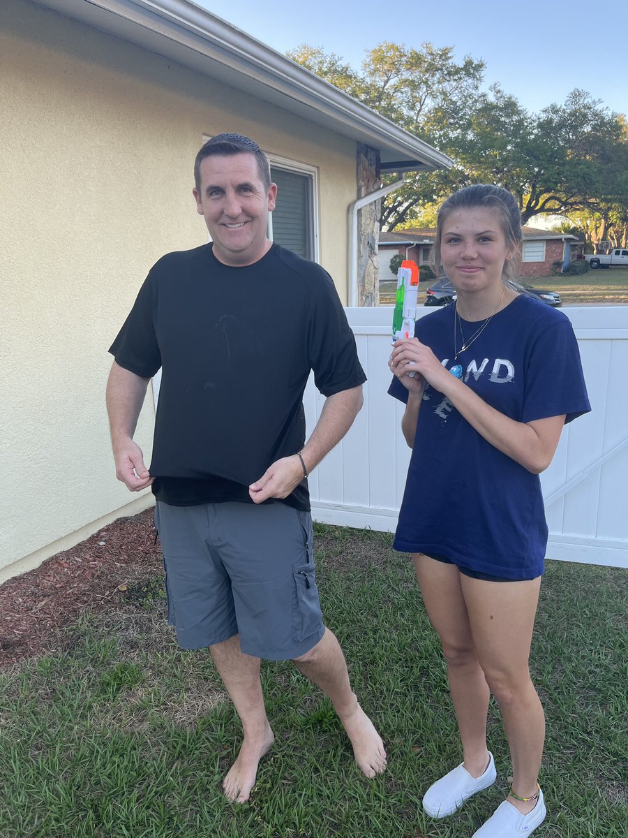 DaddysHose's tweet photo. Sarah’s back in #alumnirule @chswaterwars22 https://t.co/Pe8Q2amkzA