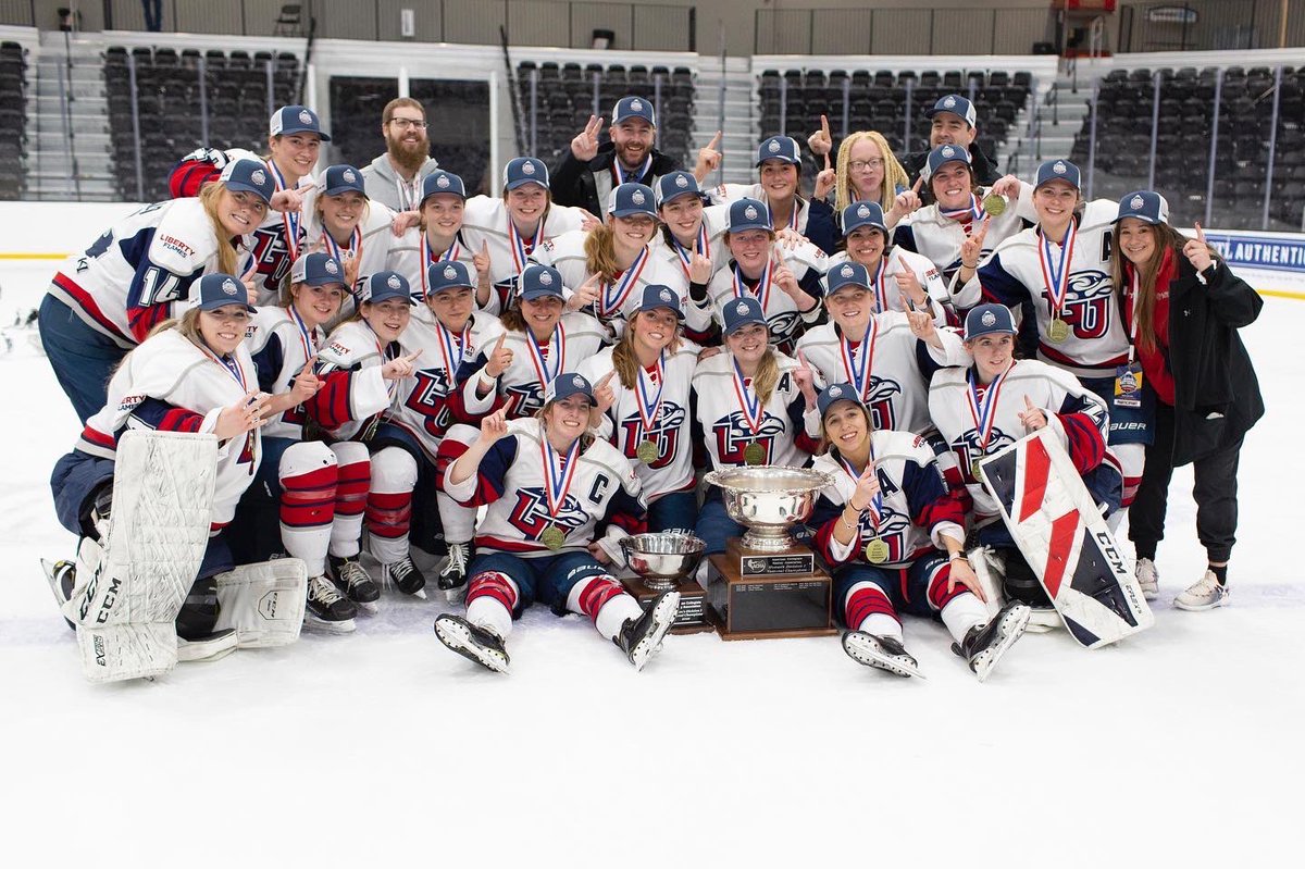 LU_WD1Hockey's tweet image. You’re looking at 4x ACHA NATIONAL CHAMPIONS 🏆