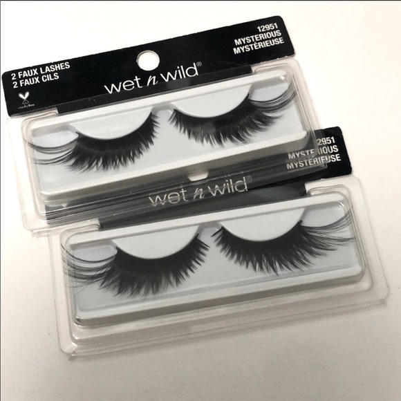 So good I had to share! Check out all the items I'm loving on <a href="/Poshmarkapp/">Poshmark</a> #poshmark #fashion #style #shopmycloset #emporioarmani #weavers #wetnwild: posh.mk/nNPUM0XXyob