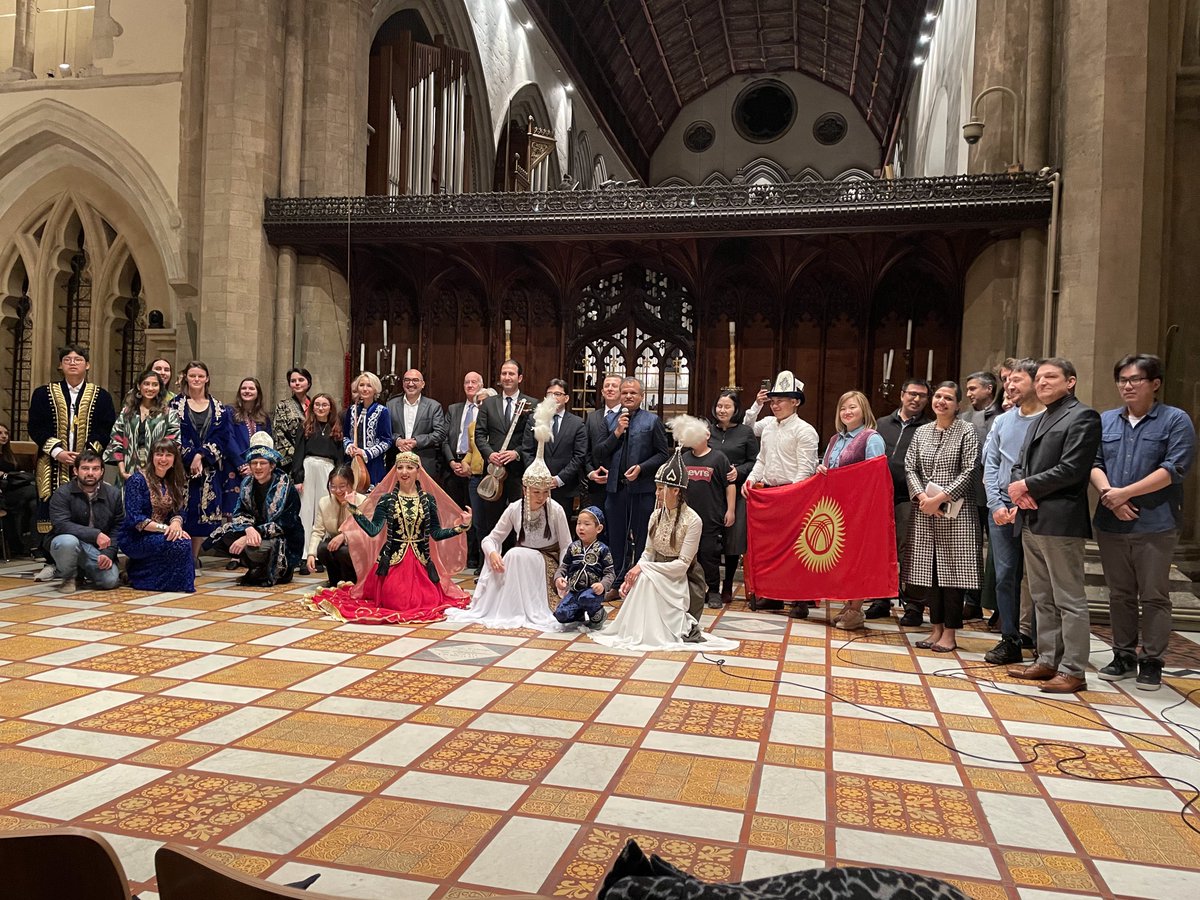 montu_saxena's tweet photo. Happy Navroz from @CCAForum @GCRF_COMPASS @JesusCollegeCam! @CdsCambridge !نوروز مبارک Navroz Mubarak! Nauriz kutty bolsyn! Tebrik ederim sizi nowruz! Наврӯз муборак! Bayramiz Mubarak! Celebration sans-frontiers! https://t.co/LfNJb9yibI