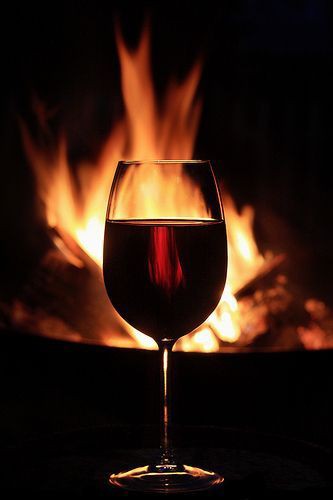 Yo bebí un vino fuerte,
como sólo el audaz bebe el placer...

✍Kavafy
