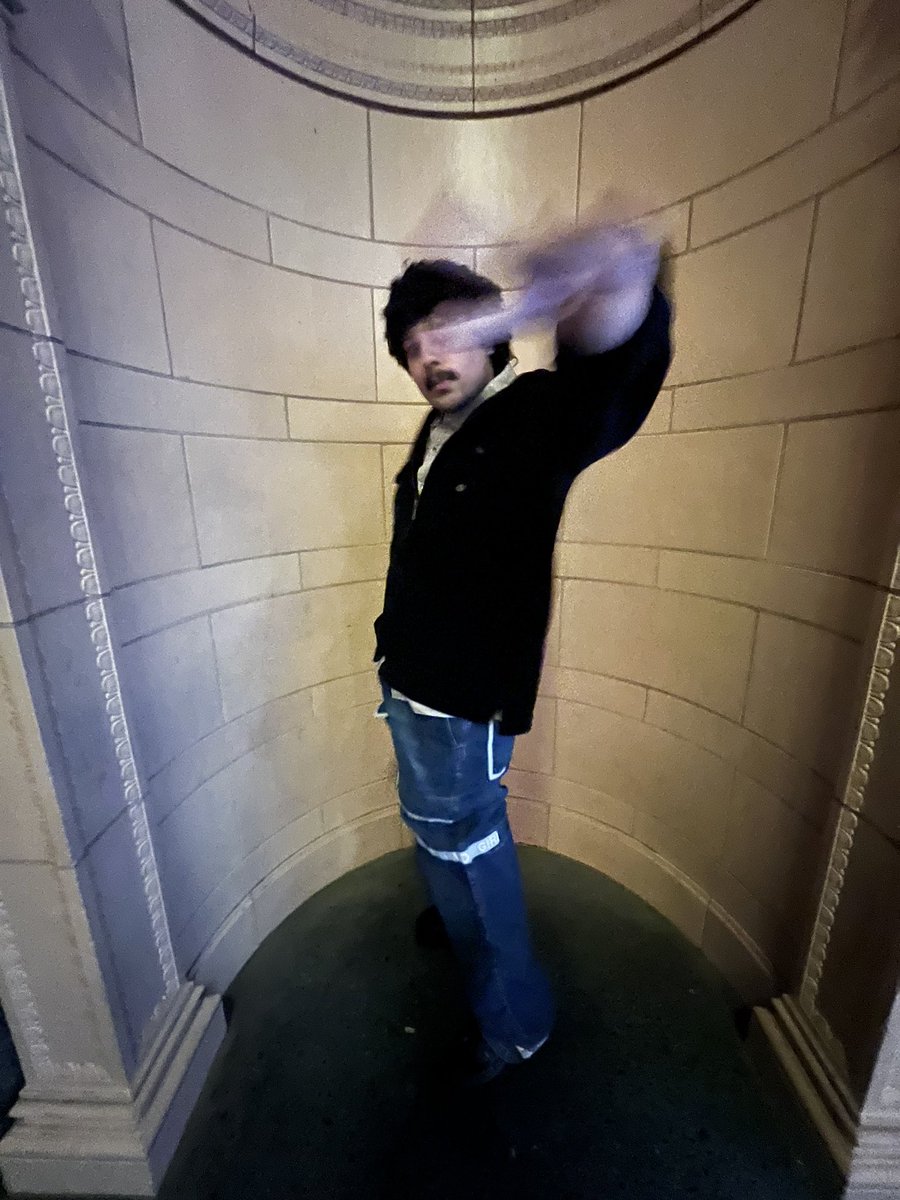 byemilo_'s tweet image. gosh darn!
📸 @mcdurgle