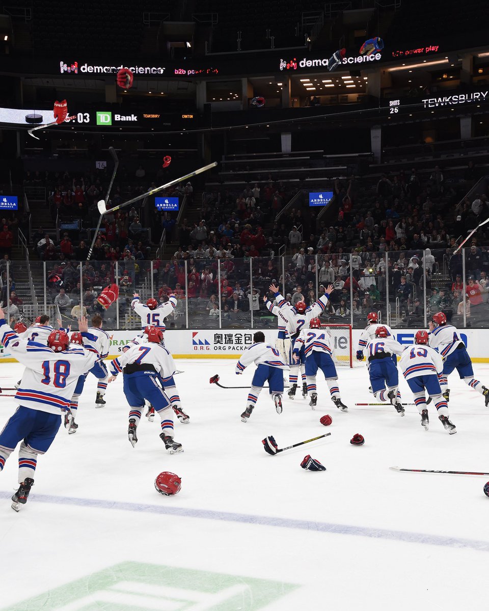 tdgarden's tweet photo. CELLY SZN 🚨🏒

Way to go Tewksbury, you’ve got the @MIAA033 D2 State Champ 🏆!
#GameOnMIAA https://t.co/y6v1pOThPv
