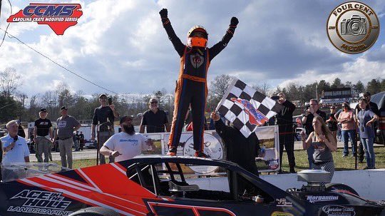 FourCentMedia's tweet photo. 11 Year old wins his first CCMS race with dad following in third! https://t.co/ZFksRzshDT