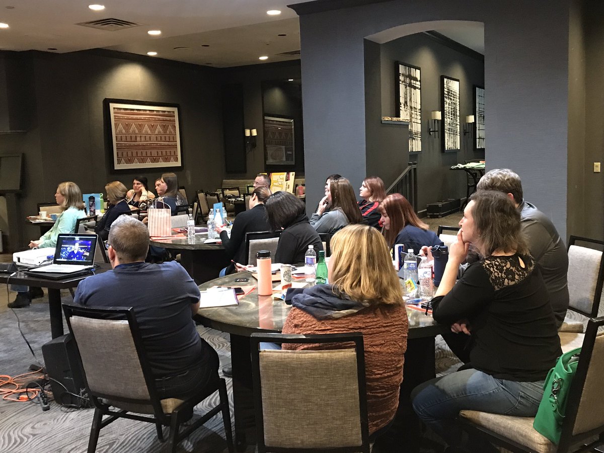 2022 Advisor conference is now underway! Thank you to Scott Fitch and <a href="/drphilcampbell/">PC 🎸🤘🏽</a> for some inspiration to close the evening! #leadership