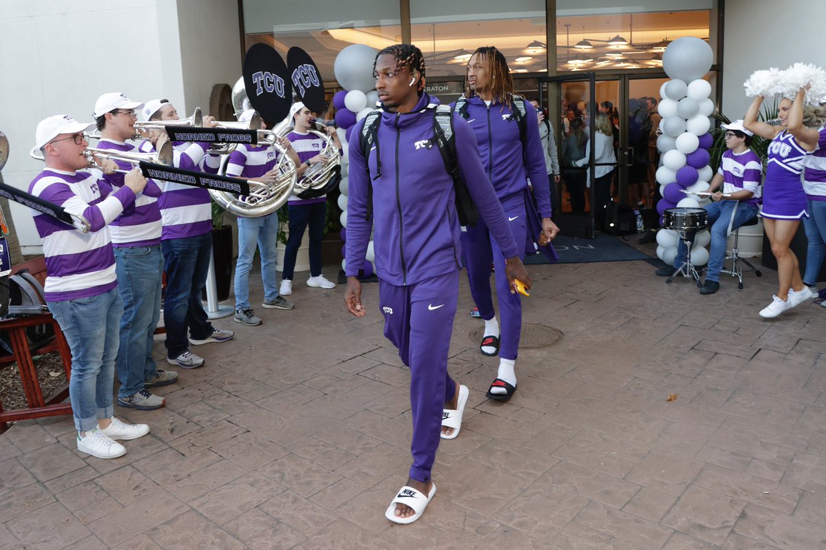 TCUBasketball's tweet photo. On the move 😈

#GoFrogs | #MarchMadness https://t.co/cyGnp1vh67