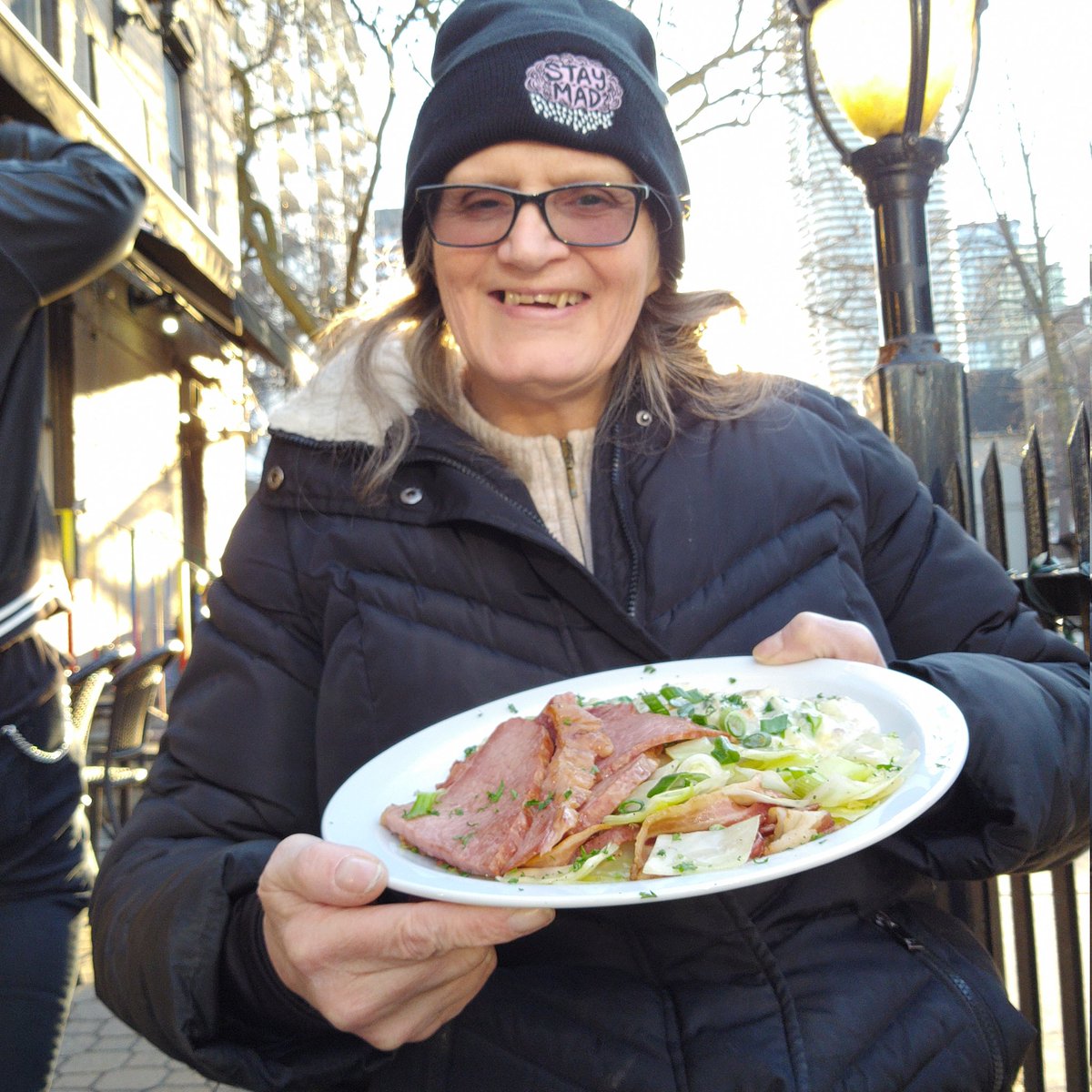 SusanGapka's tweet photo. Ah, patio dinners where have you been hiding? No need to risk indoors sans vaccination and masks when the #OGradys patio is handy: https://t.co/4nameCF6cR