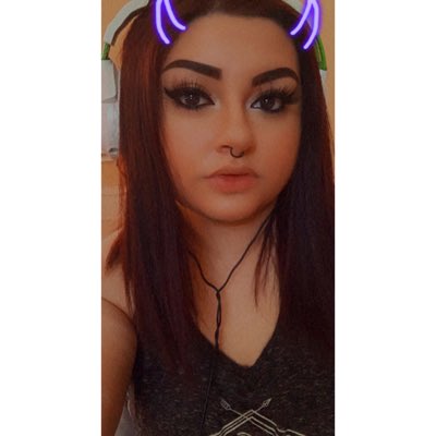 iPiercedGoddess's tweet photo. Ok but purple horns tho 🥺#selfie #bored #alternative #alternativegirl  #punk #punkgirl #makeup #eyeliner #brows #redhair #dyedhair #dyed #dyedgirl #snapchat #snapchatfilter #restingbitchface #selfieholic #hashtagoverload #pierced #septumpiercing https://t.co/UXhA8QkhAr