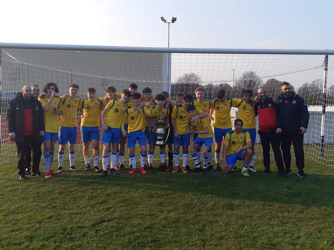 What a fantastic display of football today in the <a href="/DerbyCityFL/">Derby City Football</a> U16s Cup final.  And congratulations to @RoversU14 and all associated with the team for a thrilling win. Well done all. #grassrootsfootball