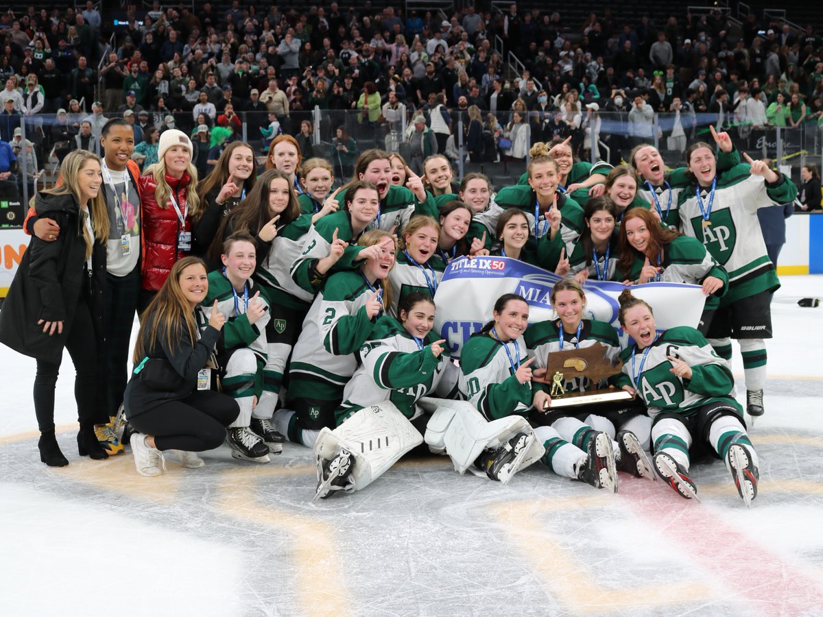 AustinPrep's tweet photo. State Champs! @AustinPrepGHoc @AustinPrepAD https://t.co/NOgAtWeThb