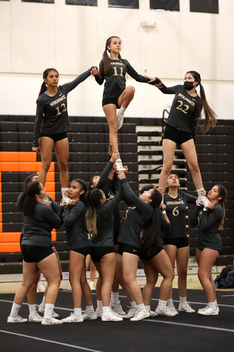 TedTorresPhoto's tweet photo. 3/17/22: @CheerLivingston competing at #MercedHighSchool #photos available @ https://t.co/JRvDeYn6Vj
.
@LHS_sports24 @leadership_lhs #cheer #stunt #wolvescheer #wolvesstunt #stuntcompetition #tedtorresphoto #california #merced https://t.co/wKWn6S4csz