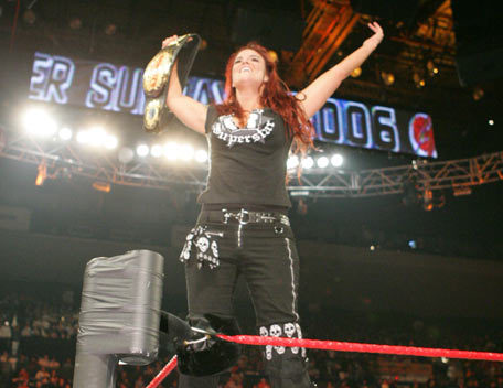 SuperheroRoxi's tweet photo. But for now...
#AndNew #FourTimes @SCWrestling1 Bombshell's champion. https://t.co/fVyb2JapdV