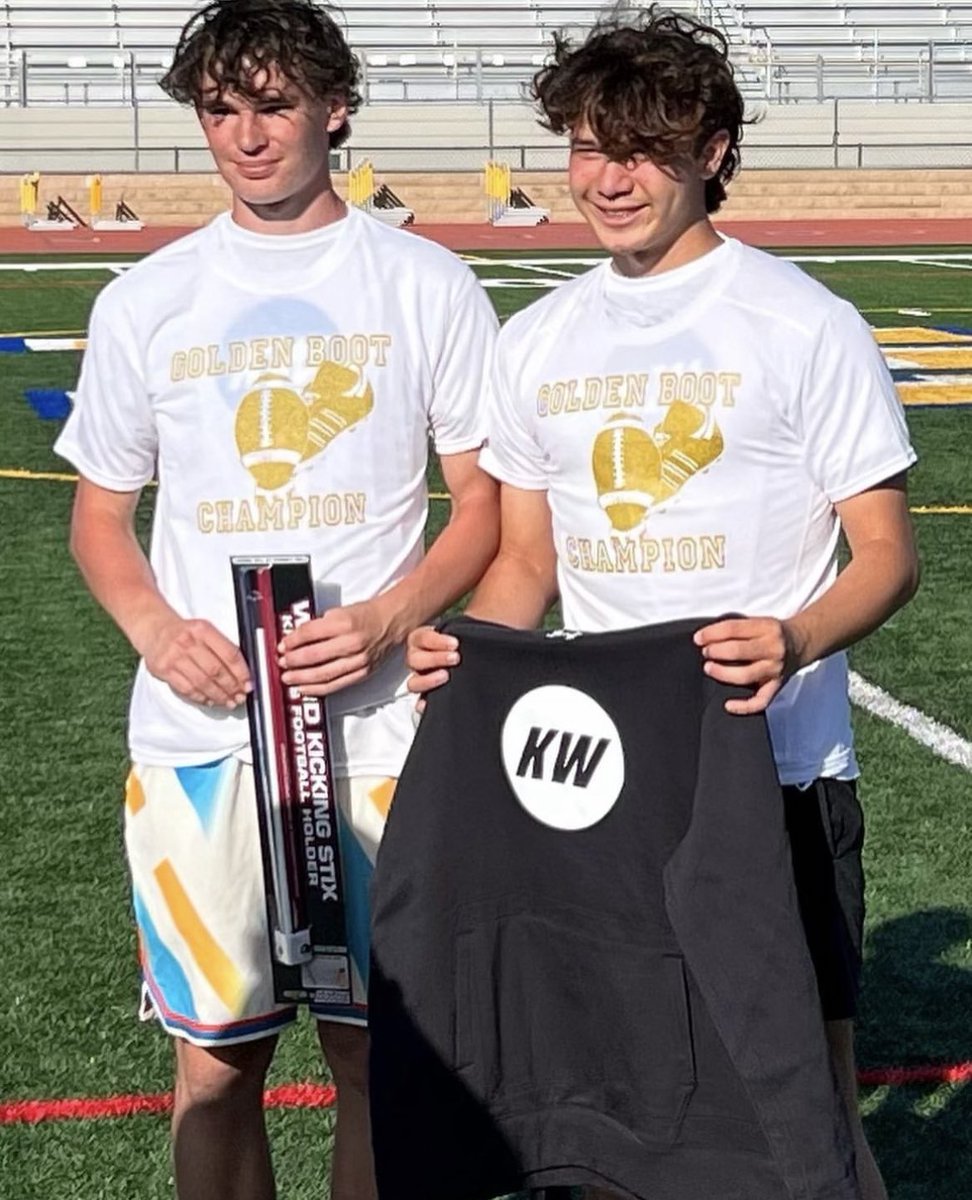 PorterEllis_K's tweet photo. Had a blast @KickingWorld today! Learned a lot and was able to win in the camp field goal competition. Still lots to work on! https://t.co/o8gsmdSnF1