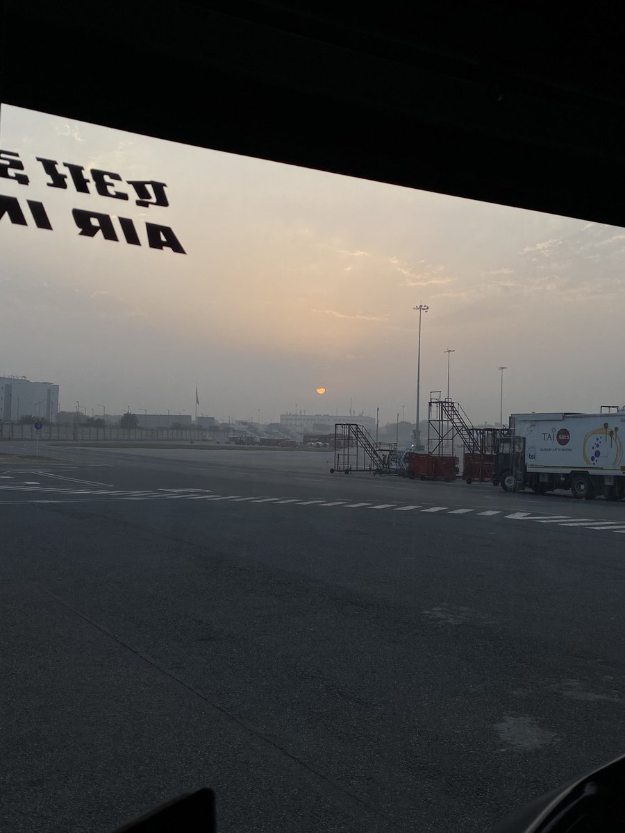 mohitjo's tweet photo. #MojoChasingSunrise #MojoOnTheMove https://t.co/JduziDimtI