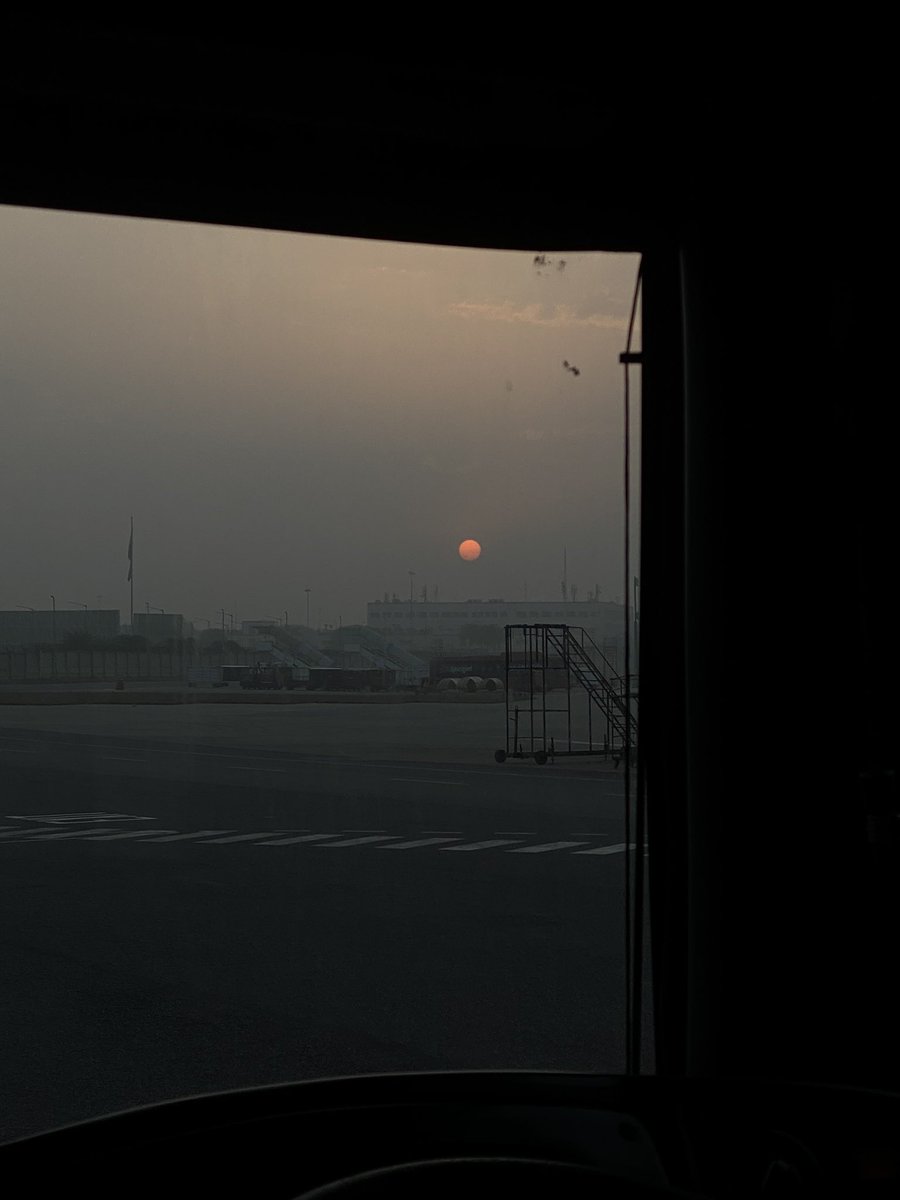 mohitjo's tweet photo. #MojoChasingSunrise #MojoOnTheMove https://t.co/JduziDimtI