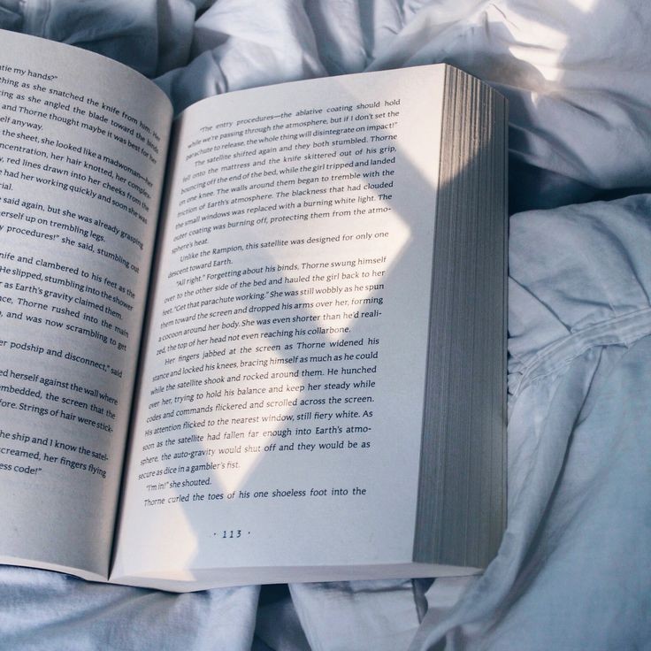 thopestudy's tweet image. ⌕ search: new on #studytwt 
oi! sou nova aqui, muito prazer! 
 – Ale, 16y
   – ela/dela
   – 2° E.M.
   – meta: medicina( ainda indecisa)
   – enfp 
   - estudando para o ENEM 
   - idiomas que estudo: inglês, coreano e pretendo o francês 
 #studytwt
♡/↺ = mutual!