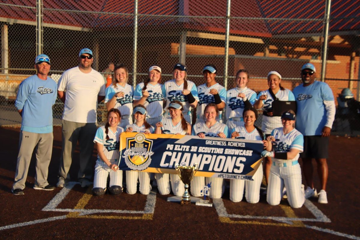 STLStix05's tweet photo. So proud of the girls this weekend! After about 24 hours at the fields and complete teamwork, they are the Perfect Game Elite 32 Champions!! #NextOne @PGMidwest @PG_Softball https://t.co/xkWE69ntud