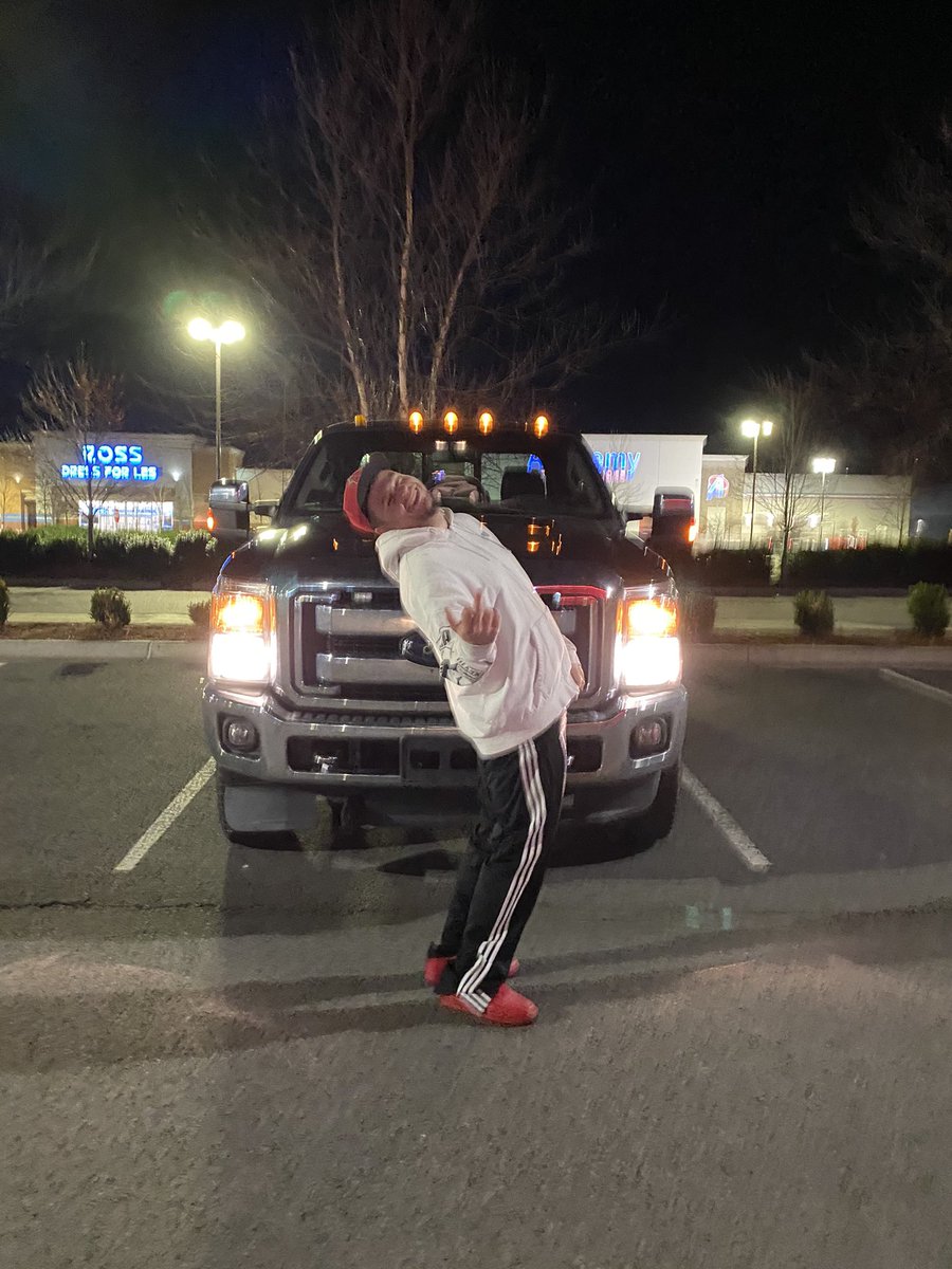 thadicegod's tweet image. If I agreed with you, we'd both be wrong. #2022NewYear #Respectfully