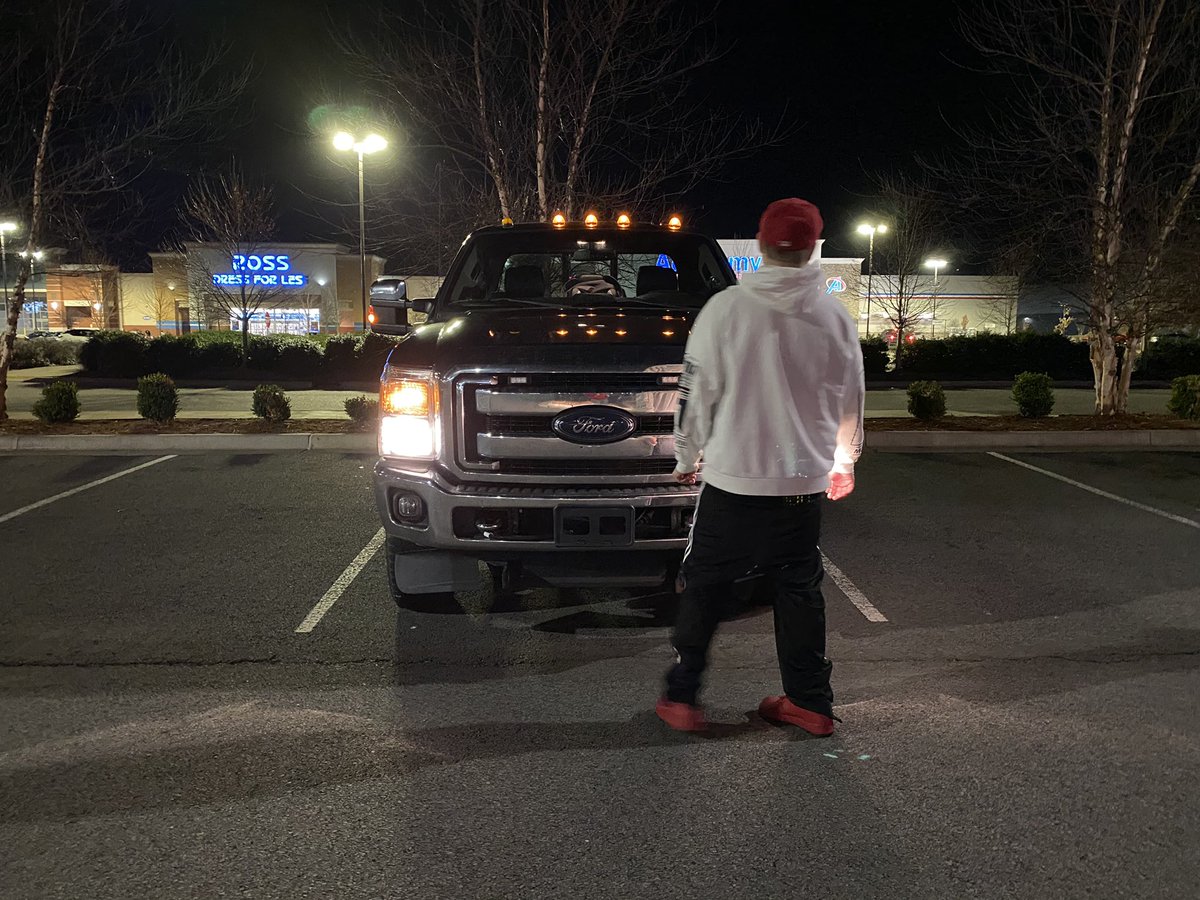 thadicegod's tweet image. If I agreed with you, we'd both be wrong. #2022NewYear #Respectfully