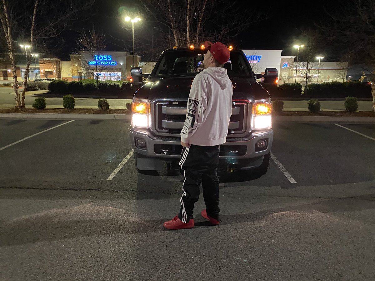 thadicegod's tweet image. If I agreed with you, we'd both be wrong. #2022NewYear #Respectfully