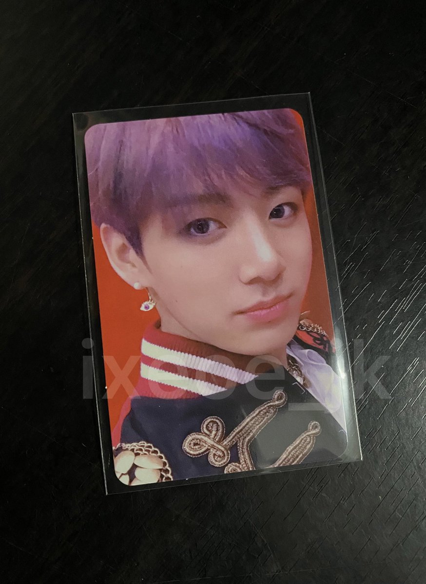 ixeoe_jk's tweet photo. ❌ แจกจ้า ❌ : การ์ดจองกุก 

เนื่องจากวันนี้ วันเกิดเราเอง 🎂😊

- กติกา : รี+ฟอล (สุ่มวันที่31/03)

#ตลาดนัดบังทัน #การ์ดจองกุก https://t.co/lHQGgrOCIW