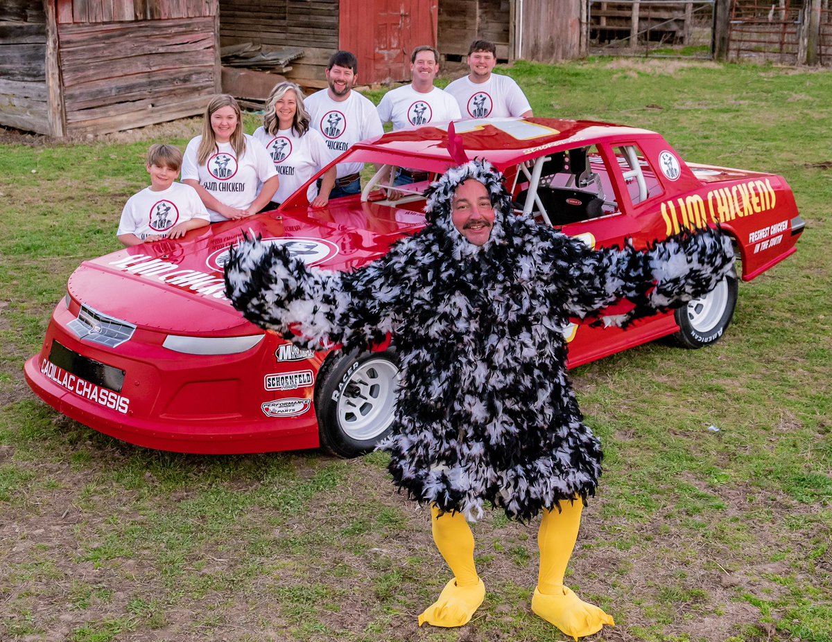Big day for <a href="/Andrews_Auto_01/">Andrews Autosport</a>  as we unveiled a new partnership with <a href="/slimchickens/">Slim Chickens</a> for the 2022 race season at the @BristolDirt Nationals!!!!🤟🏼🏁🏆