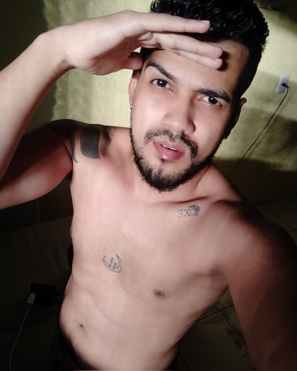 Marcoozoff's tweet photo. Pega a visão 🤔 https://t.co/4nNmQKD2iH