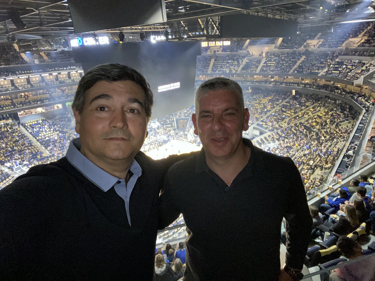 Edusanander's tweet photo. @warriors https://t.co/6gqJtaa5Gm
